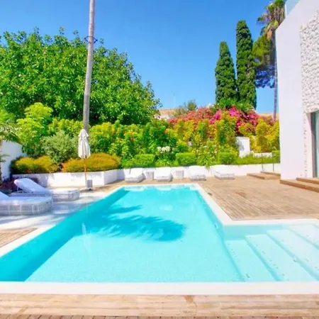 Modern In Prime Location Puerto Banus * Marbella